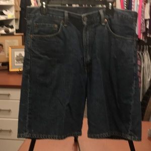 Levi’s. Jean shorts 550. Like new. Size 34